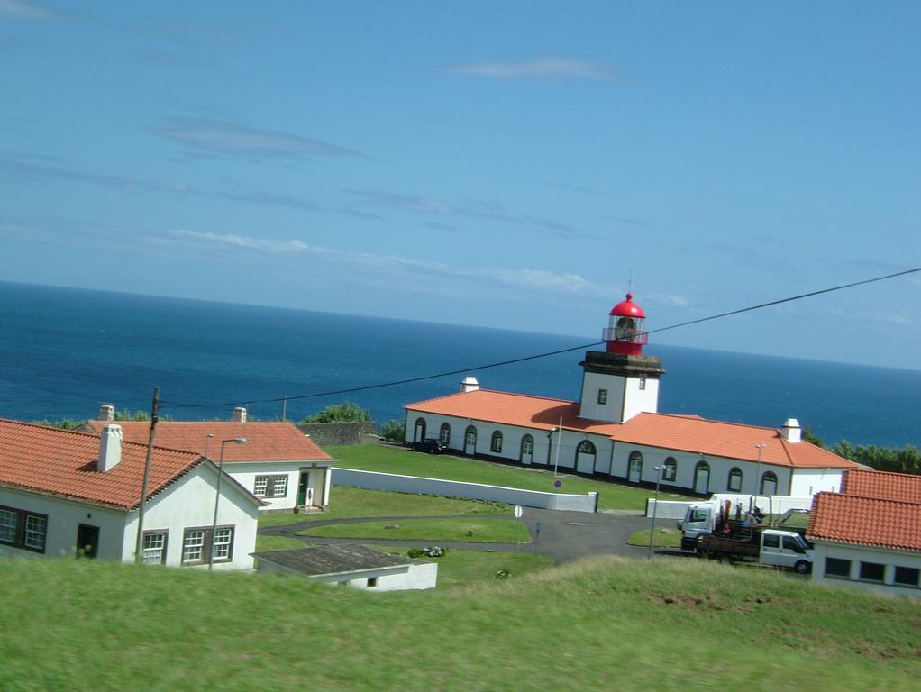 Moradias Estacao Radio Naval , Moradia Vila Do Porto Lajes das Flores エクステリア 写真